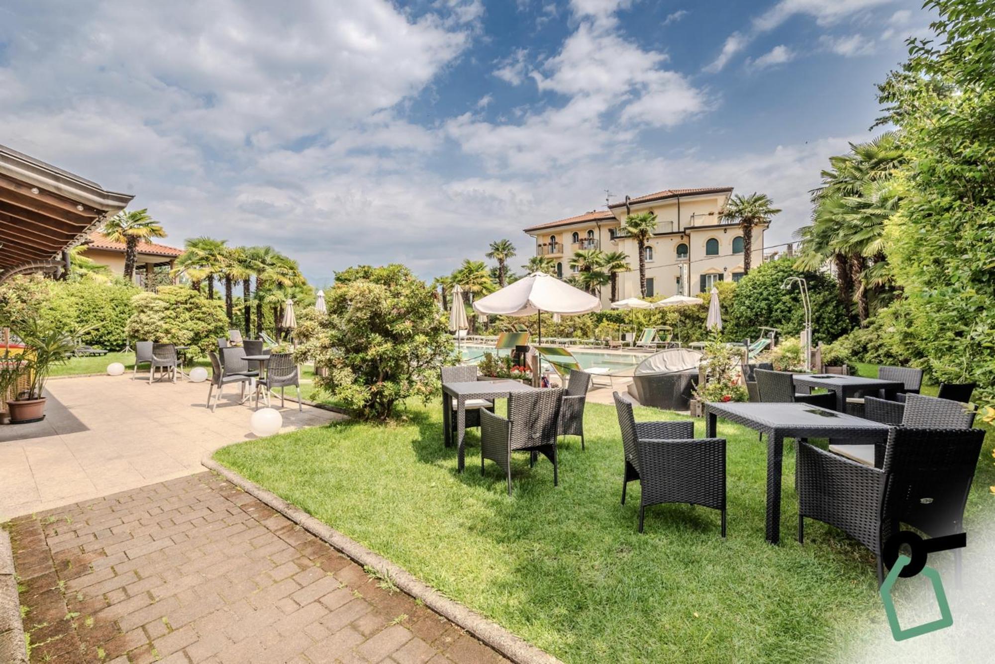 Hotiday Room Collection - Stresa Buitenkant foto